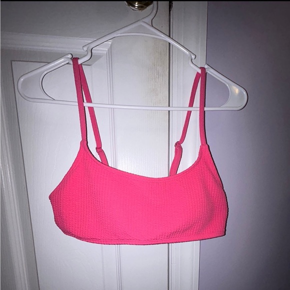 Pink Bikini Set - Picture 2 of 8